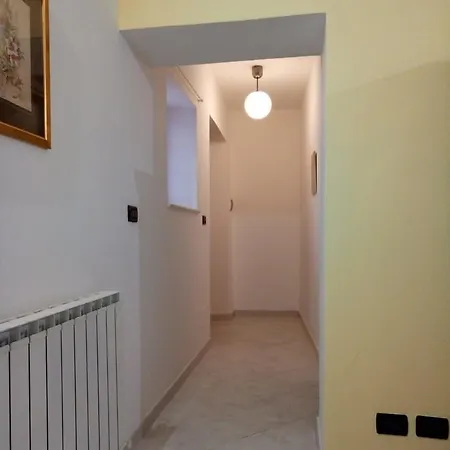 Ampio E Fornito In Zona Centrale Διαμέρισμα Γένοβα